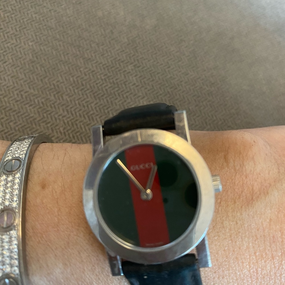 Gucci vintage stainless steel authentic watch.